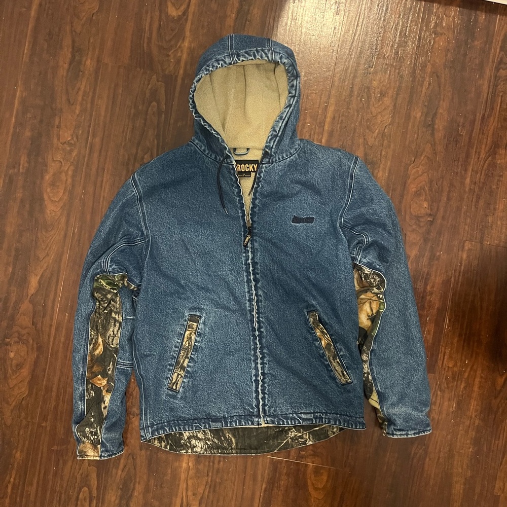 Sherpa lined denim hooded work jacket with real tree details vintage